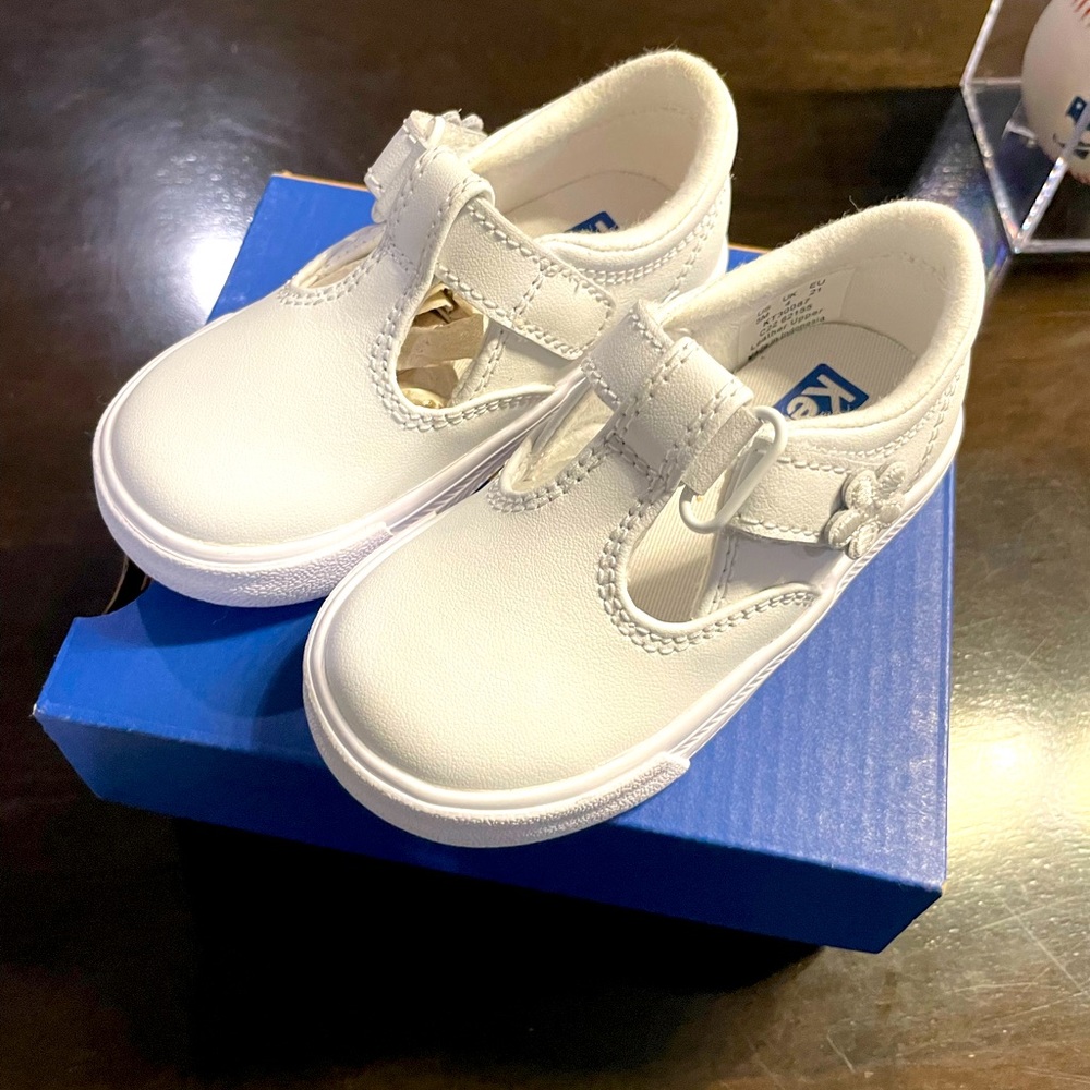 NWT KIDS KEDS